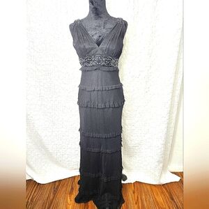 Laundry Shelli SegalElegant Black Evening Gown Silk Size 4